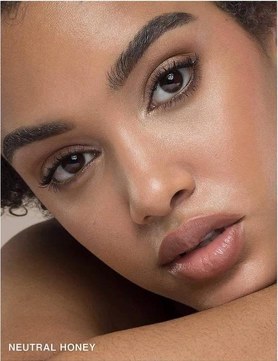 Image du produit Bobbi Brown Fond de teint sans poids longue tenue pour la peau SPF 15 (Miel neutre)