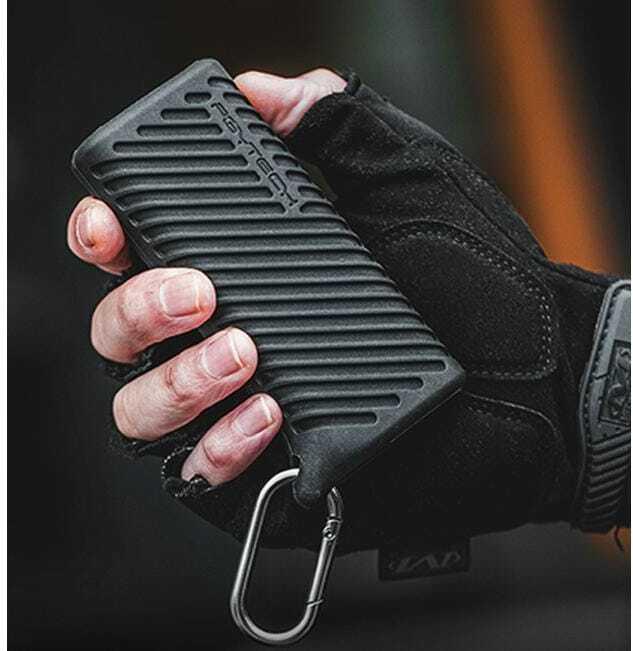 Actual product image Pgytech CreateMate High-speed Card Reader Case (USB-C)