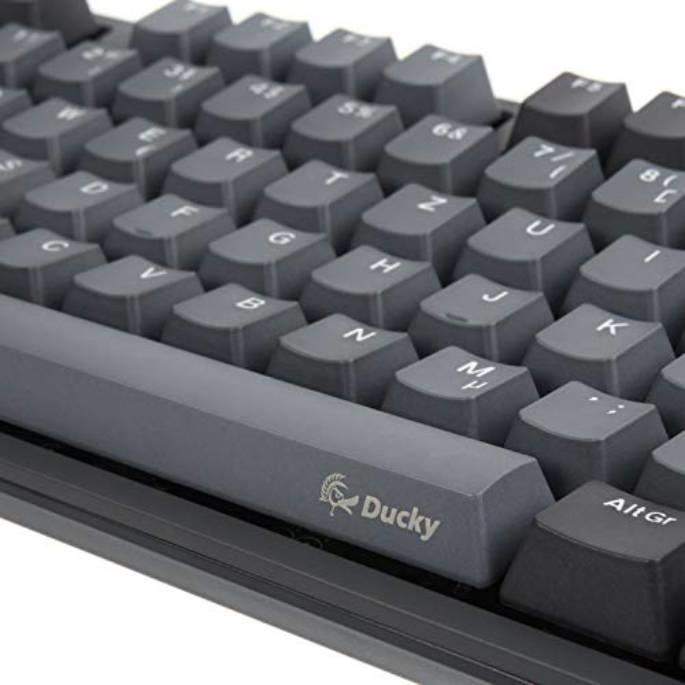 Actual product image Ducky One 2 Skyline (DE, Cable)