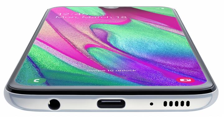Image du produit Samsung Galaxy A40 version UE (64 Go, Blanc, 5.90", Double SIM, 4G)