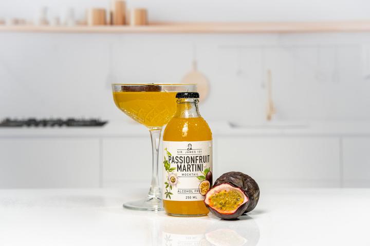 Image du produit Sir. James 101 Martini aux fruits de la passion sans alcool (1 x 25 cl)