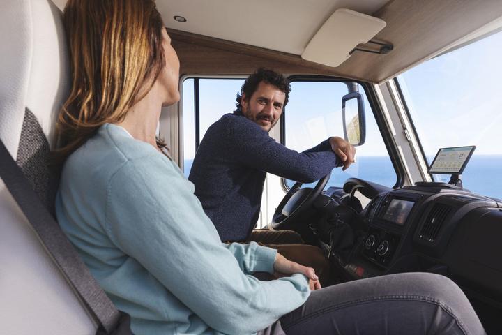 Produktbild Garmin Camper 780 MT-D (6.95")