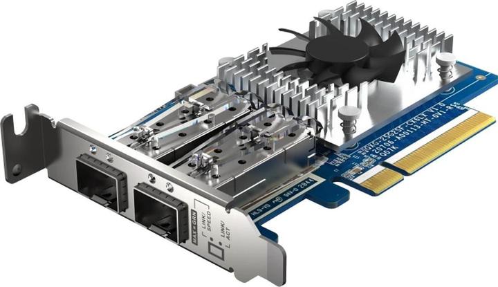 Actual product image QNAP Dual-port SFP28, 25GbE, network expansion card, low-profile form factor, PCIe Gen4 x8