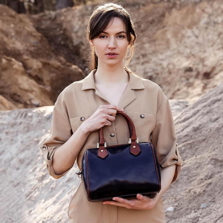 Image du produit Time Resistance Sac à main élégant en cuir véritable, fabrication artisanale italienne