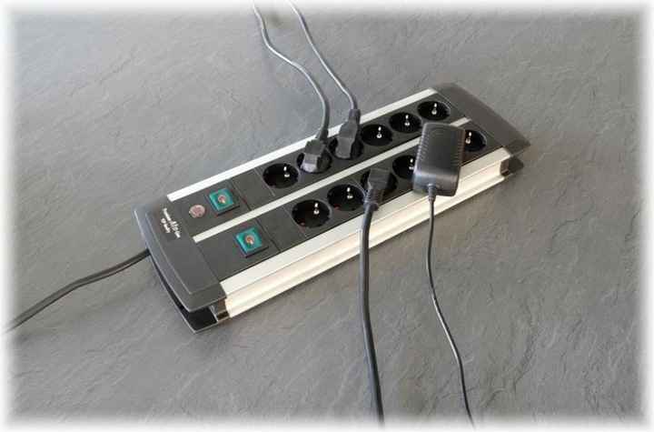 Actual product image Brennenstuhl Premium-Alu-Line (12 x, CEE 7/3, 3 m)
