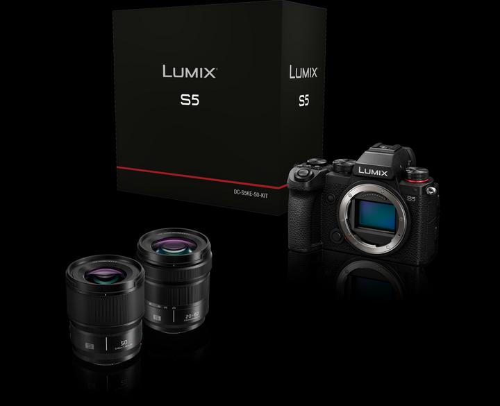 Produktbild Panasonic Lumix S5 Kit (25.28 Mpx, Vollformat)