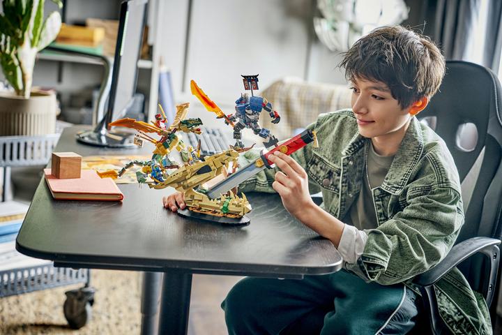 Produktbild LEGO Showdown auf der Drachenklinge (71871, LEGO Ninjago)