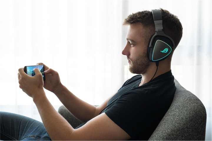 Produktbild ASUS Gaming Rog Delta (Kabelgebunden)