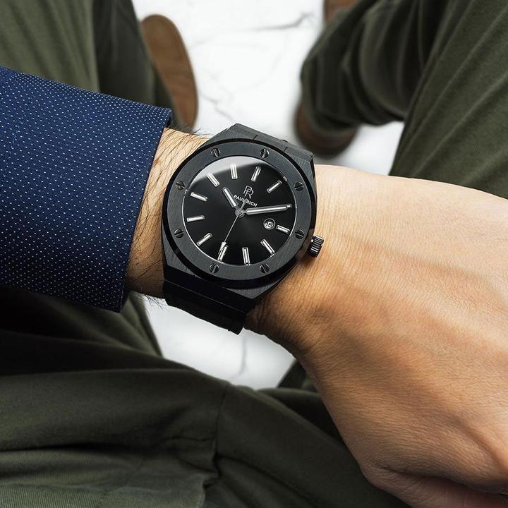 Actual product image Paul Rich Signature Conquest (Analogue wristwatch, 45 mm)