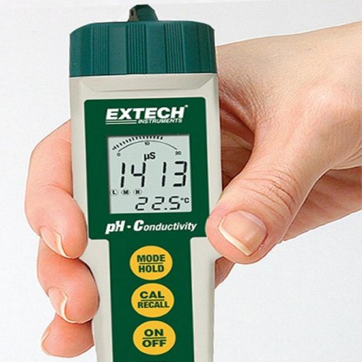 Actual product image Extech Conductivity and pH meter, ExStik II