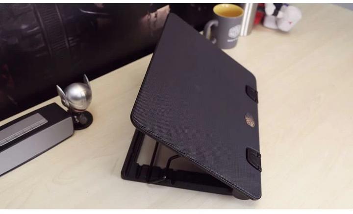 Immagine prodotto Cooler Master Ergostand IV