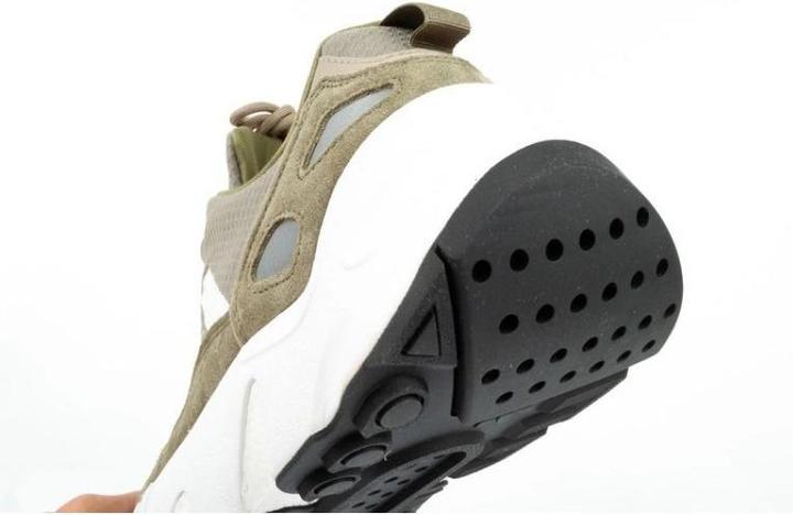 Image du produit Adidas 22 Boost Schuhe (36)