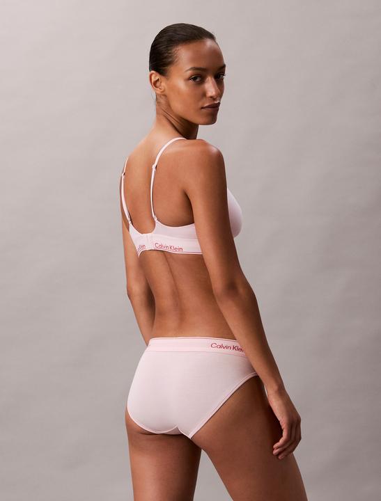 Actual product image Calvin Klein Triangel Lightly Lined (L)