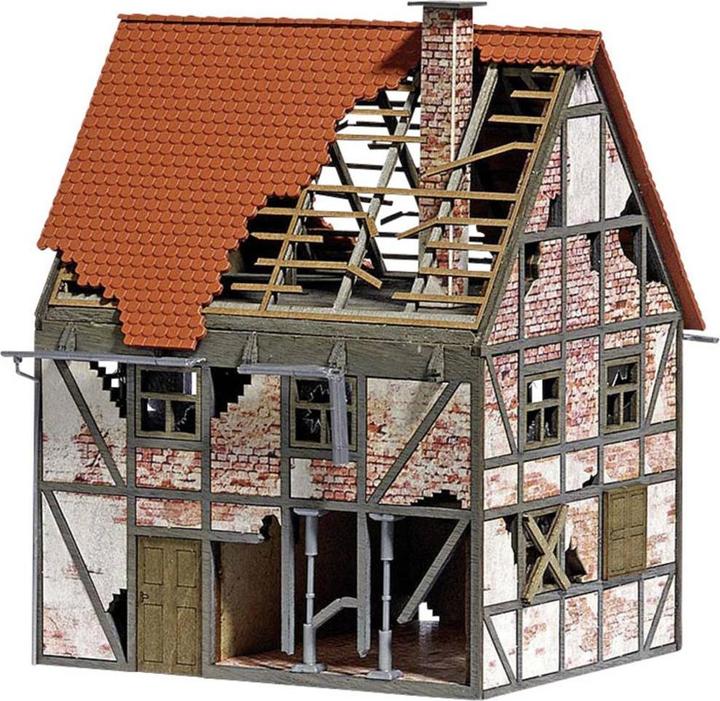 Produktbild Busch H0 Verfallenes Fachwerkhaus