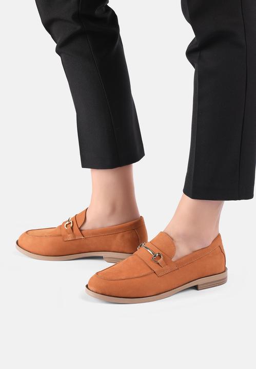 Image du produit Inuovo Cette mule en cuir confortable et confortable de Soft Touch Padded Insole complète avec brio le (39)