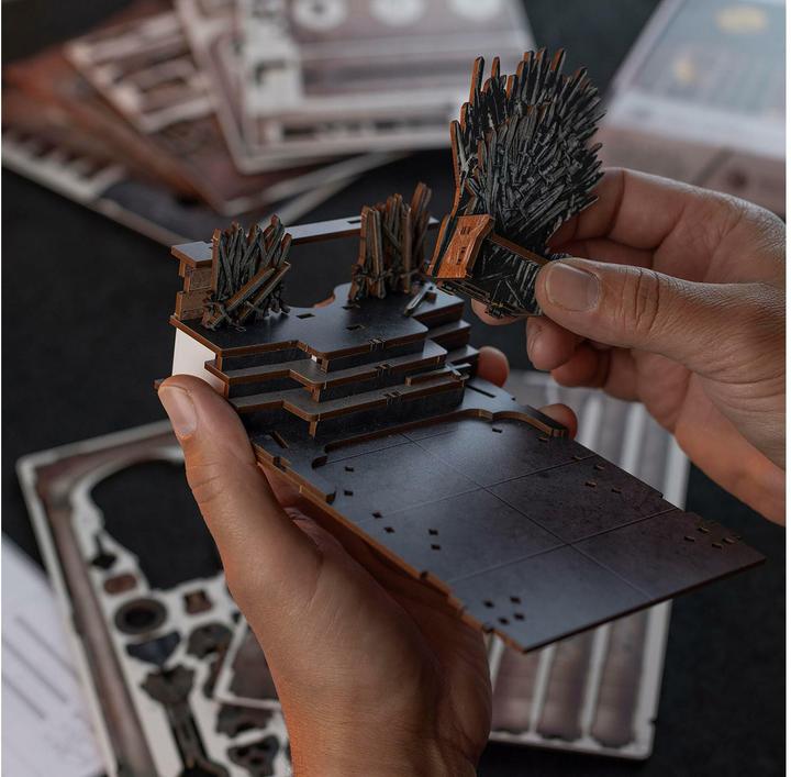 Actual product image Revell Tiny Adventure Iron Throne - House of the Dragon