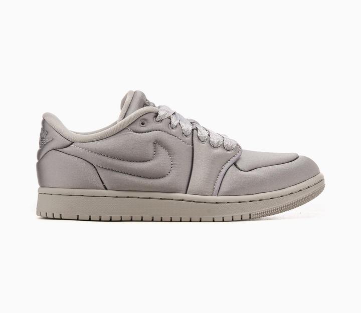 Image du produit Jordan Air Women's 1 Low Method Of Make (39)