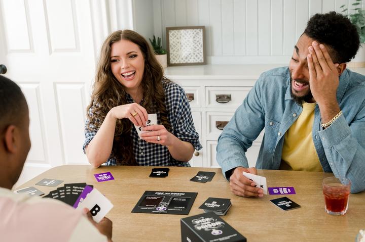 Actual product image Dyce Games Pick your poisen Family Edition - Das "Was würdest Du lieber tun?" Partyspiel (German)