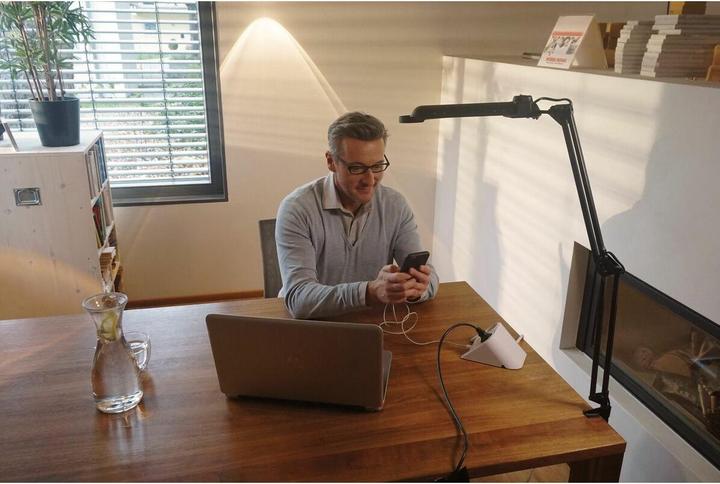 Produktbild Brennenstuhl Desktop Power USB Charger (4x, USB-A, 1.80 m)