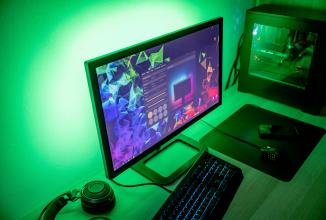 Immagine prodotto Newell LED-Streifen für 32-Zoll-Monitor (Multicolore, RGB, 132 cm, Interno)