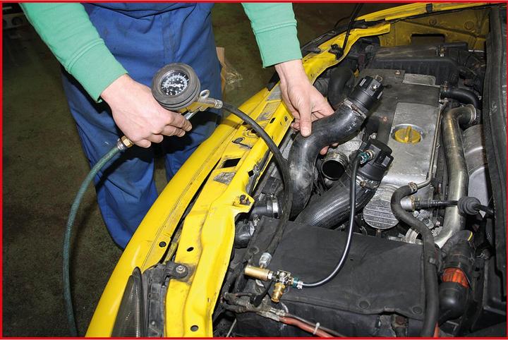 Actual product image KS Tools Turbo system pressure tester kit with stepped adaptor, 17 pcs