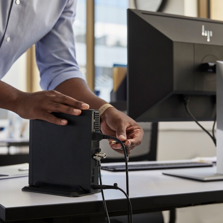 Produktbild HP Pro Mini 400 G9 (Intel Core i5-12500T, 8 GB, 256 GB, UHD Graphics 770)