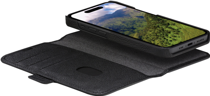 Actual product image dbramante1928 New York (Apple iPhone 15 Pro)