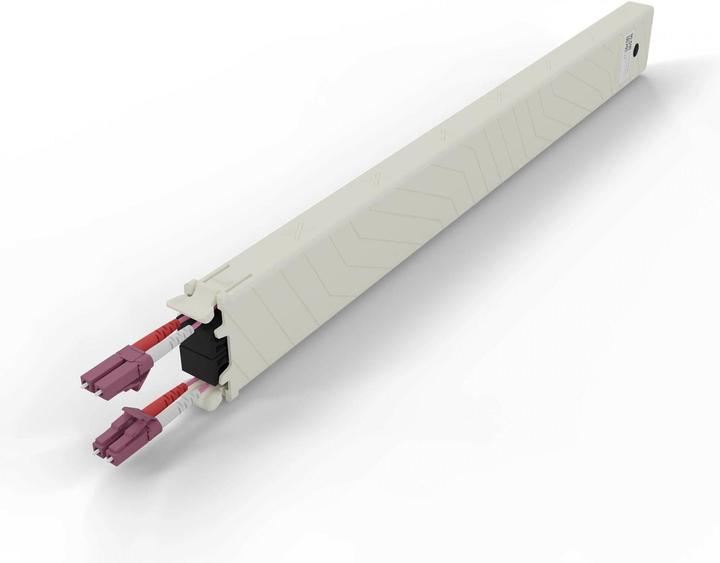 Actual product image PATCHBOX one / Cassette / 8RU / MM LC - LC, OM4, DX, 0.8 m