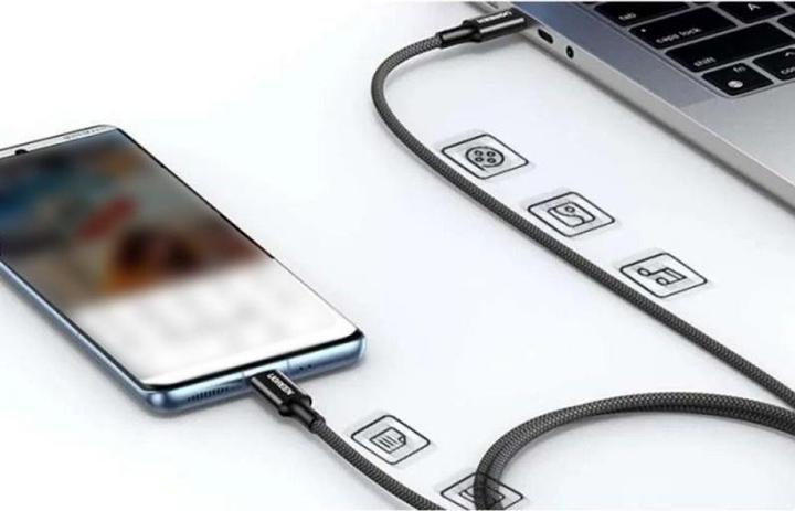 Image du produit Ugreen - Data Cable L502 (65255) - USB-C to USB-C, 5A, 100W, 1m, Nylon - Titanium Gray (1 m, 100 W)