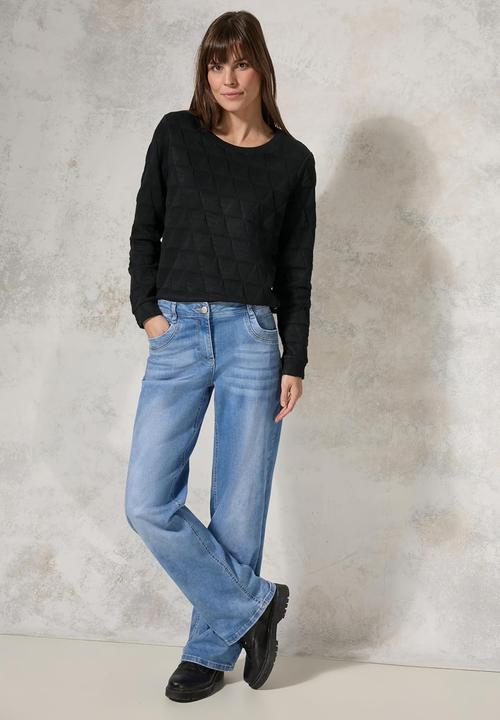 Actual product image Cecil Padded Triangular T-Shirt (XL)