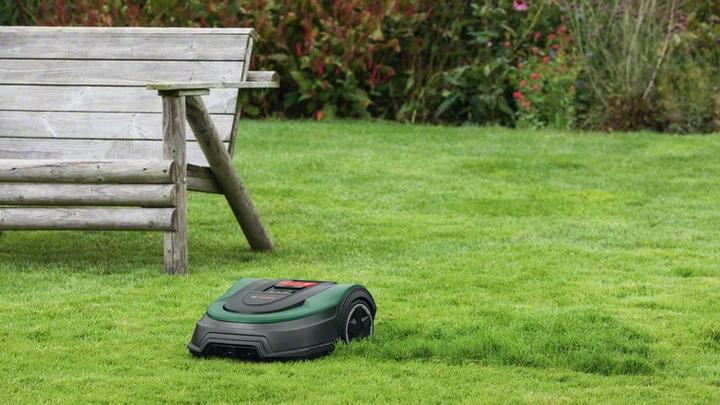 Produktbild Bosch Home & Garden Mähroboter Indego M 700 (700 m²)