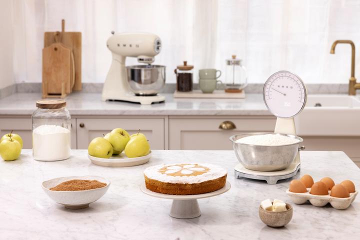 Produktbild Smeg KSF01CRWW Küchenwaage, Creme