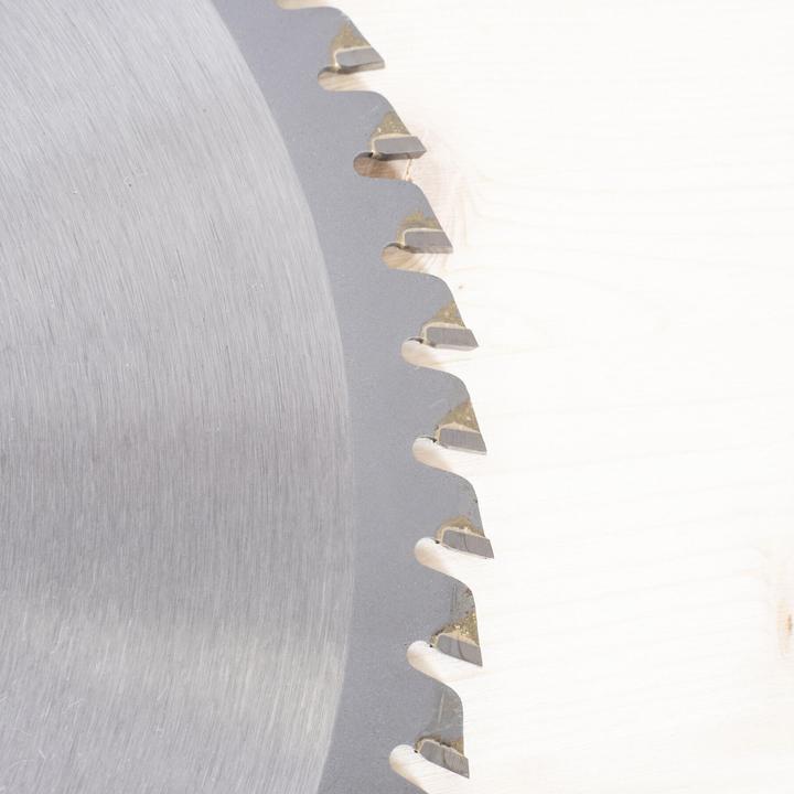 Productafbeelding Stier Kreissägeblatt, Holz, 260 x 2,4 x 30 mm, 68 Zähne, Wechselzahn