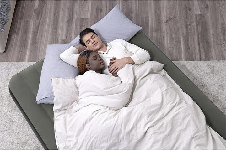 Actual product image Bestway 6716S (152 x 203 cm)