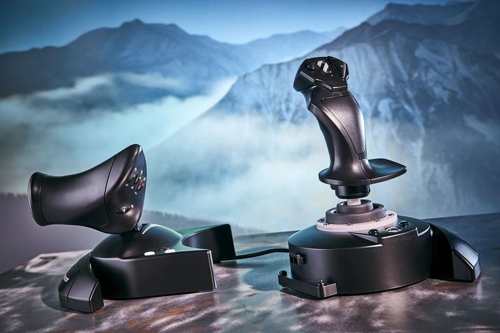Produktbild Thrustmaster T.Flight Hotas One Ace Combat 7 Limited Edition (Xbox One X, PC, Xbox Series X, Xbox One S, Xbox Series S)