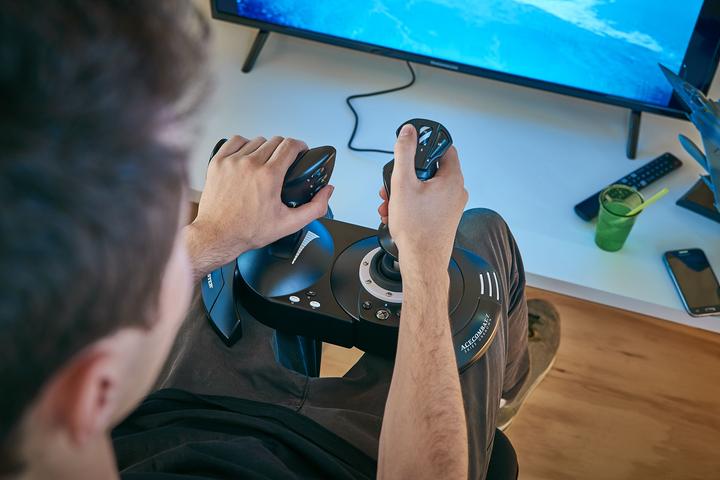 Produktbild Thrustmaster T.Flight Hotas One Ace Combat 7 Limited Edition (Xbox One X, PC, Xbox Series X, Xbox One S, Xbox Series S)