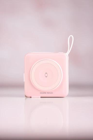 Actual product image Mobile Origin Powerbank & Travel Charger Lightning/USB-C Cable MagSafe/AW/iPhone Compatible pink Powerbank - P... (10000 mAh, 38.50 Wh)