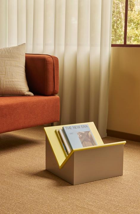 Actual product image Hübsch Tick magazine holder