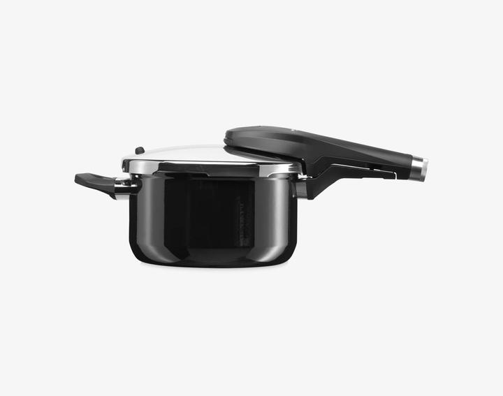 Actual product image WMF Fusiontec Perfect Premium Schnellkochtopf (Steam cooker, Merger technology)