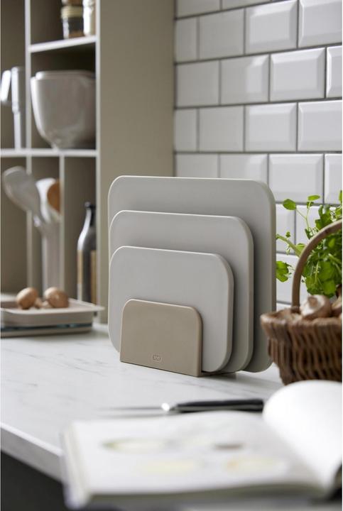 Actual product image Rosti Choptima M 30.5 cm x 20.5 cm chopping board, humus