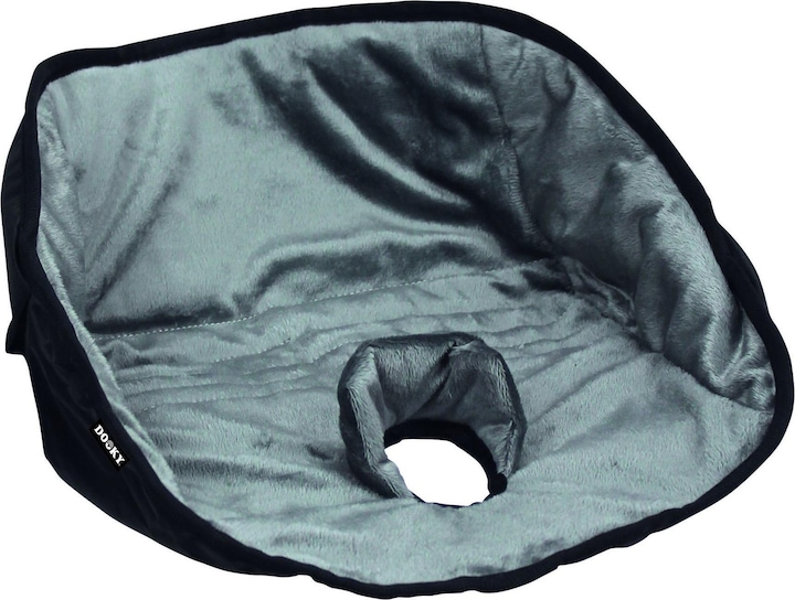 Dooky Pee mat for car seat
