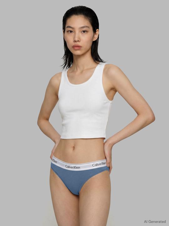 Produktbild Calvin Klein Light Blue Modal Women's Thong (L, 2er Pack)