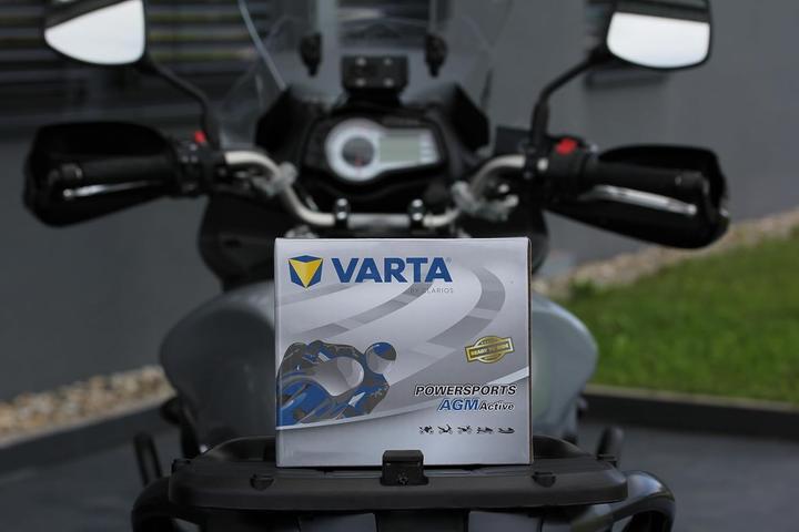Image du produit Varta AUX14 SILVER AUXILIARY DYNAMIC AGM 513 106 020 Stützbatterie 13Ah (12 V, 13 Ah, 200 A)