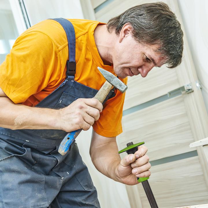 Actual product image Relaxdays Flat Chisel With Hand Guard