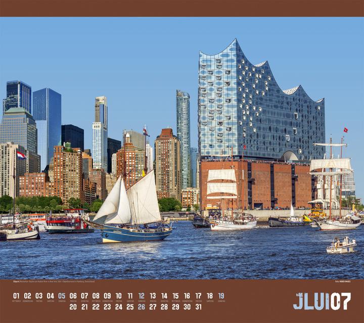 Actual product image Verrückte Welt Kalender 2026 (54 x 48 cm)