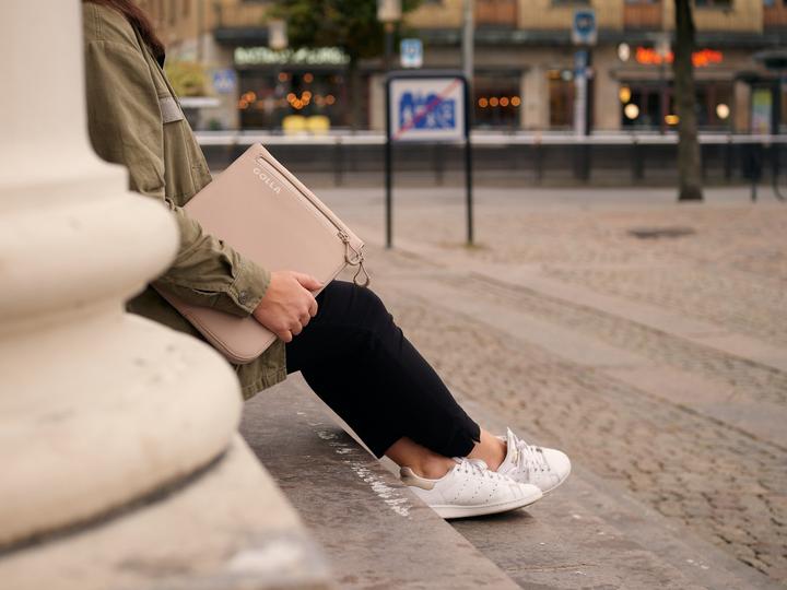 Actual product image Golla Laptop sleeve 13 inch, cream (13", Universal)