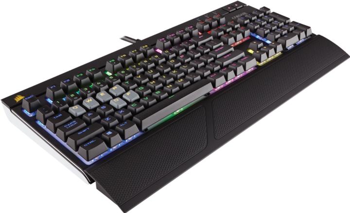 Produktbild Corsair Gaming STRAFE RGB (Deutschland, Kabelgebunden)