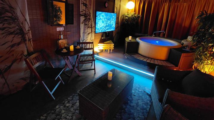 Image du produit Spa privatif romantique (2 Personnes)