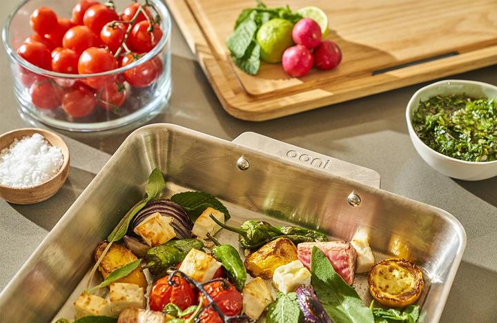 Actual product image Ooni Rosting Pan large