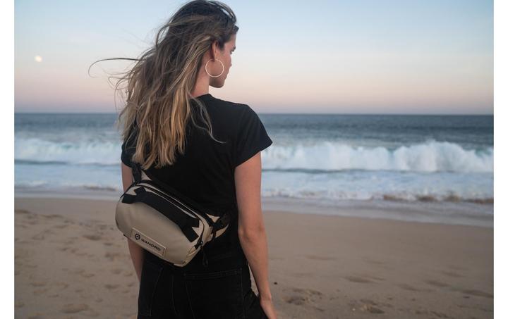 Actual product image Wandrd Roam Sling (Camera shoulder bag, 3 l)
